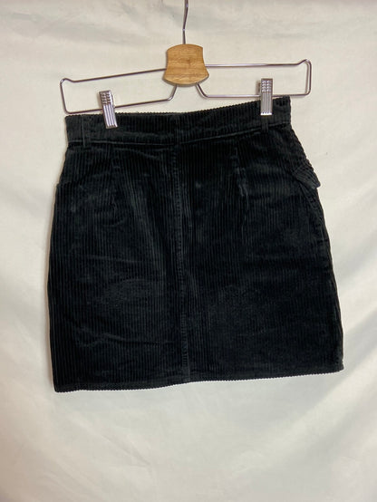 PRIMARK. Falda corta negra pana. T.34