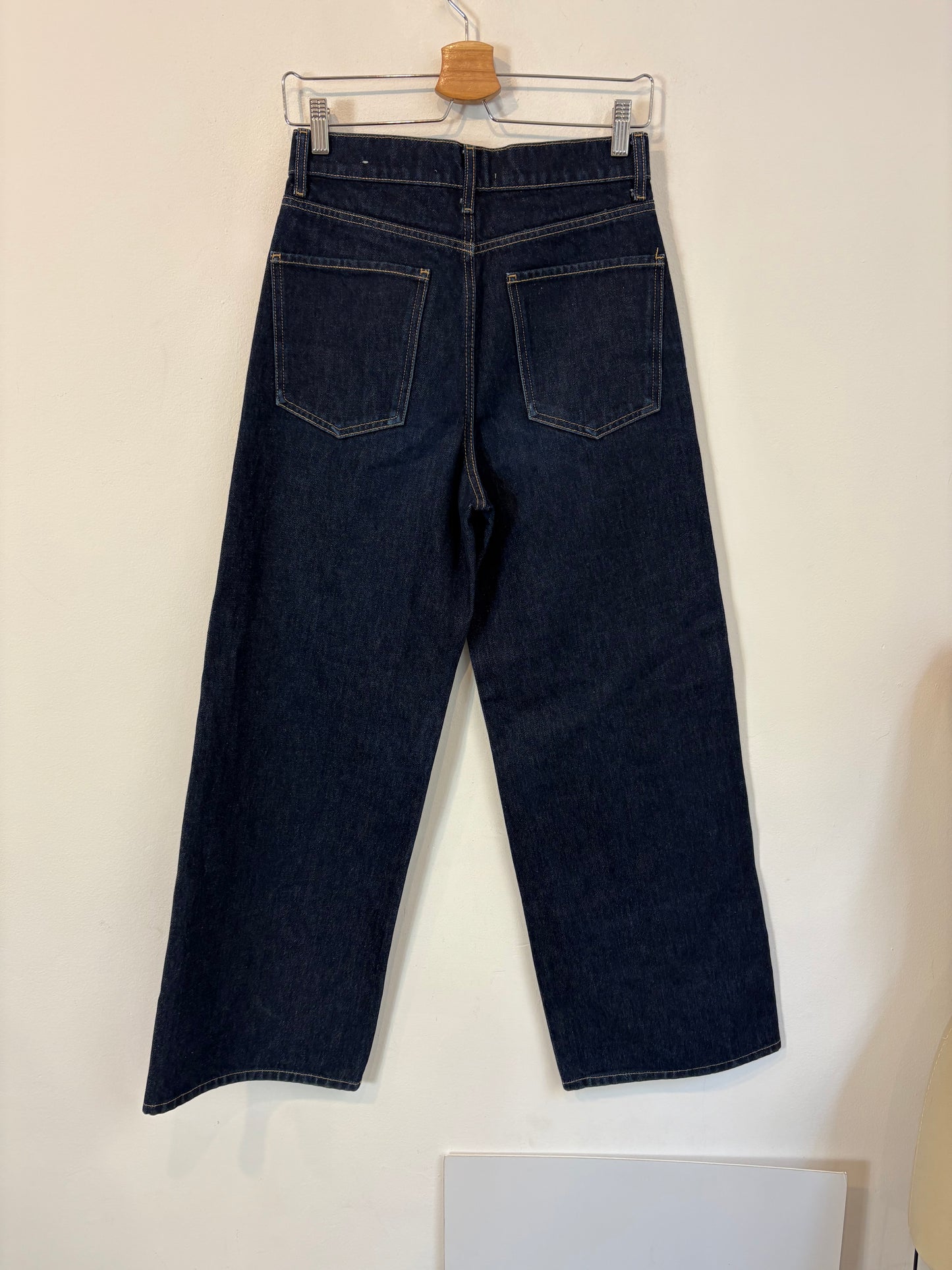 MANGO. Denim pata ancha azul oscuro