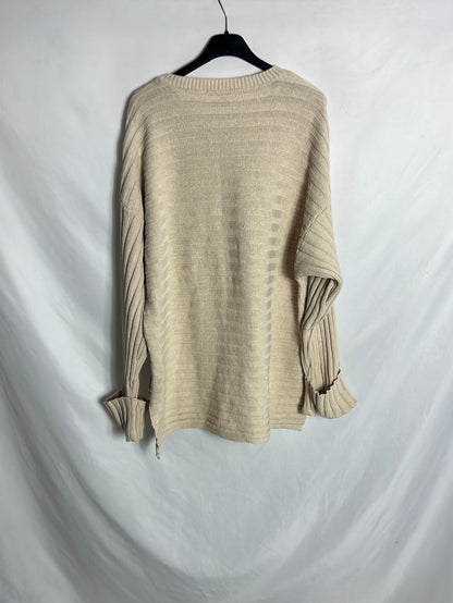 ZARA. Beige buttoned sweater, size M
