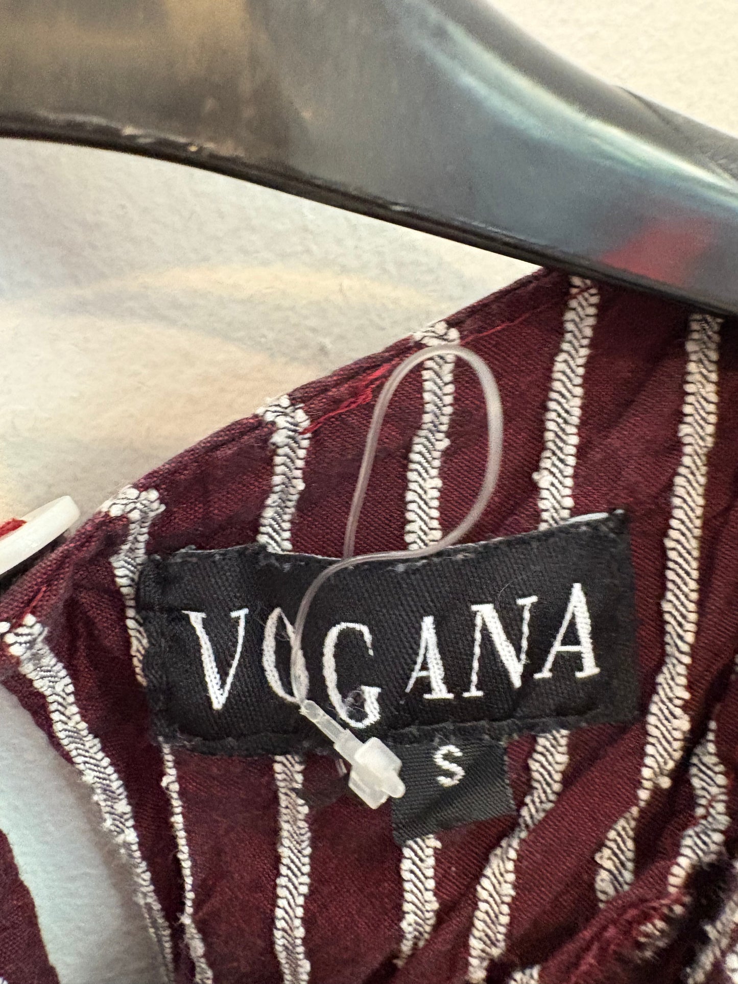 VOGANA. Conjunto top y pantalón textura volante