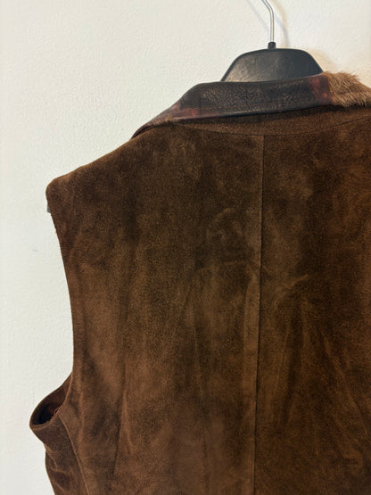 ANTONELLO SERIO. Brown leather vest with fringes. Size 40