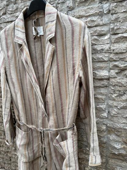 DIEGA. Conjunto lino rayas chaqueta y pantalón