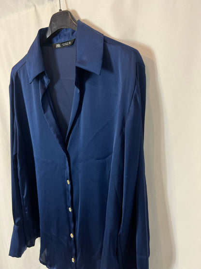 ZARA. Blusa azul satinada. T S