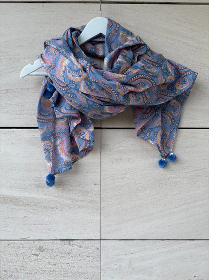 ANTIK BATIK. Pañuelo/ pareo estampado azules