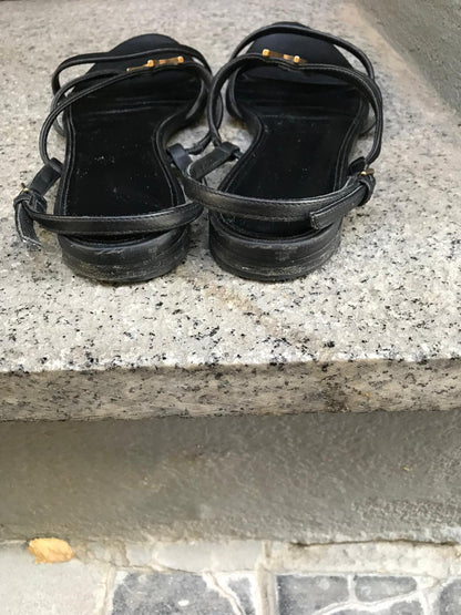 SAINT LAURENT. Sandalia negra piel Cassandra. T 38