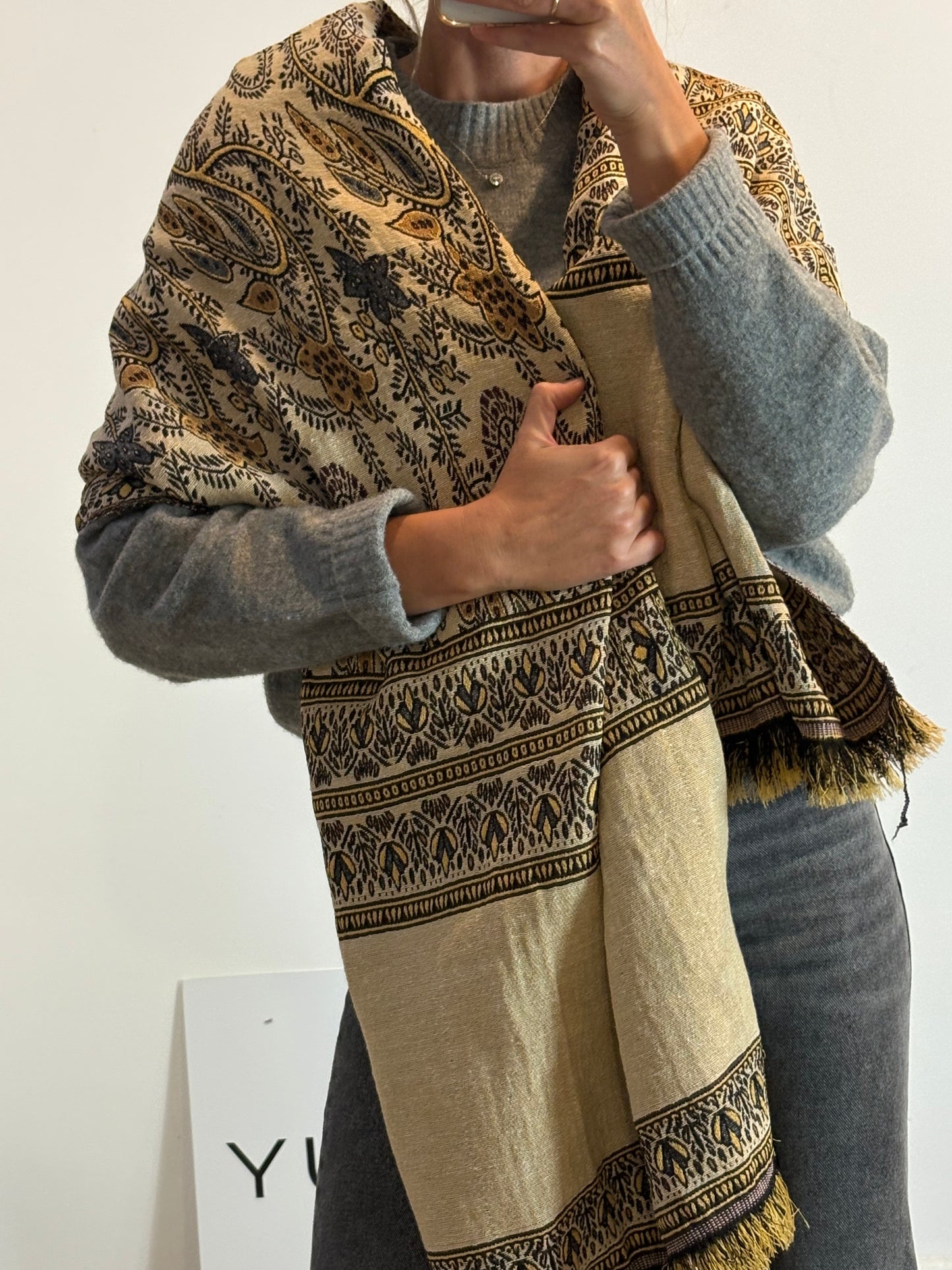 ALGAZALA. Bufanda egipcia bordados