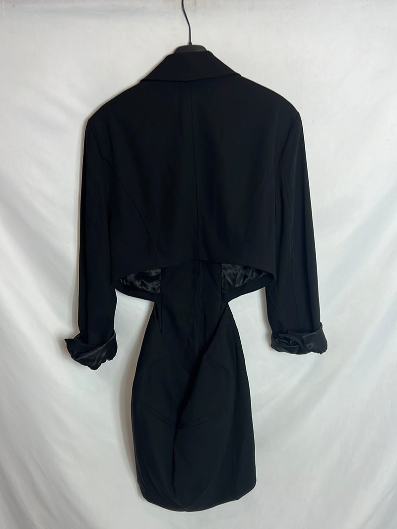 H&M. Vestido negro estilo blazer. T S