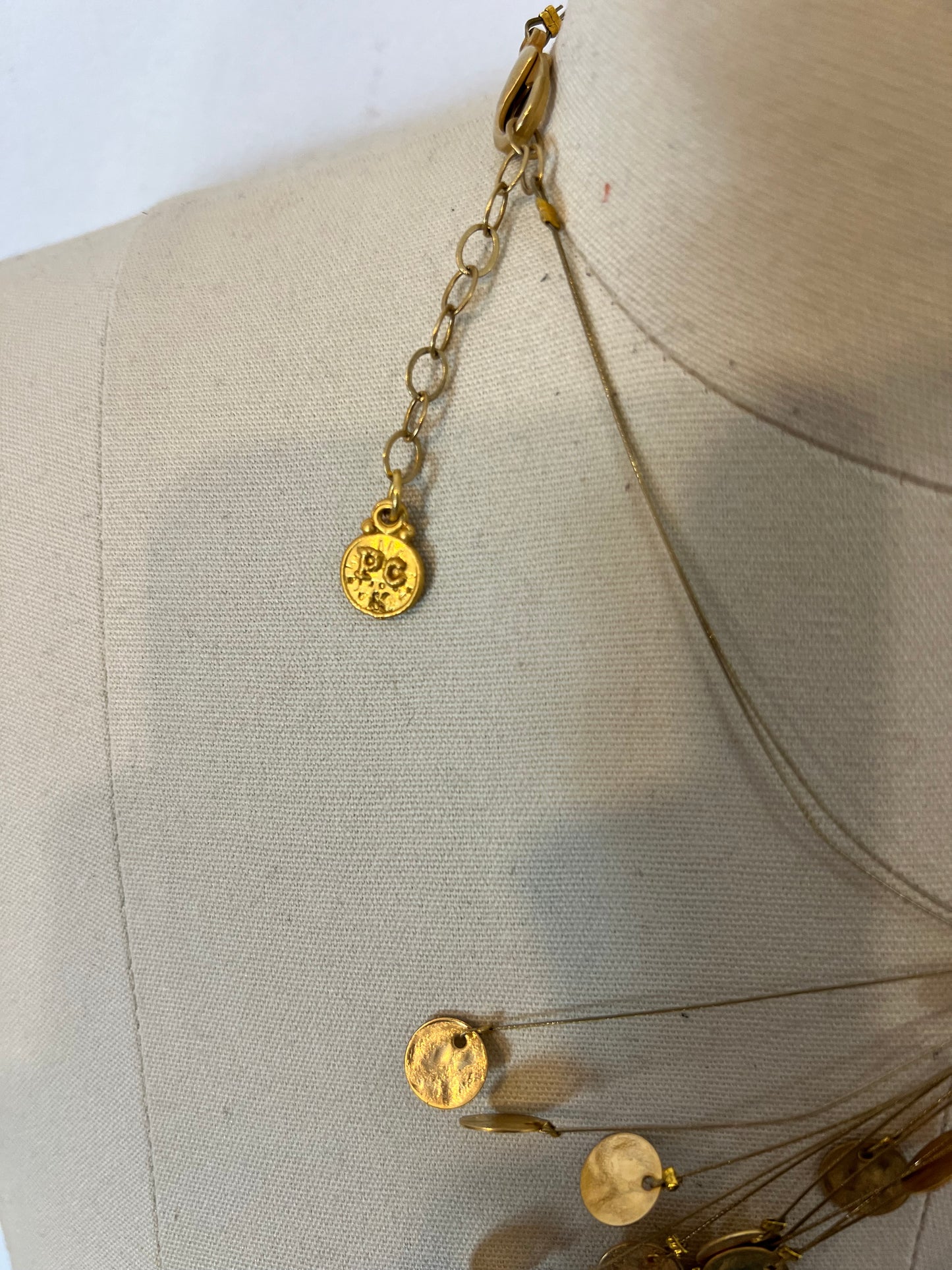 PC BIJOUX. Colgante monedas