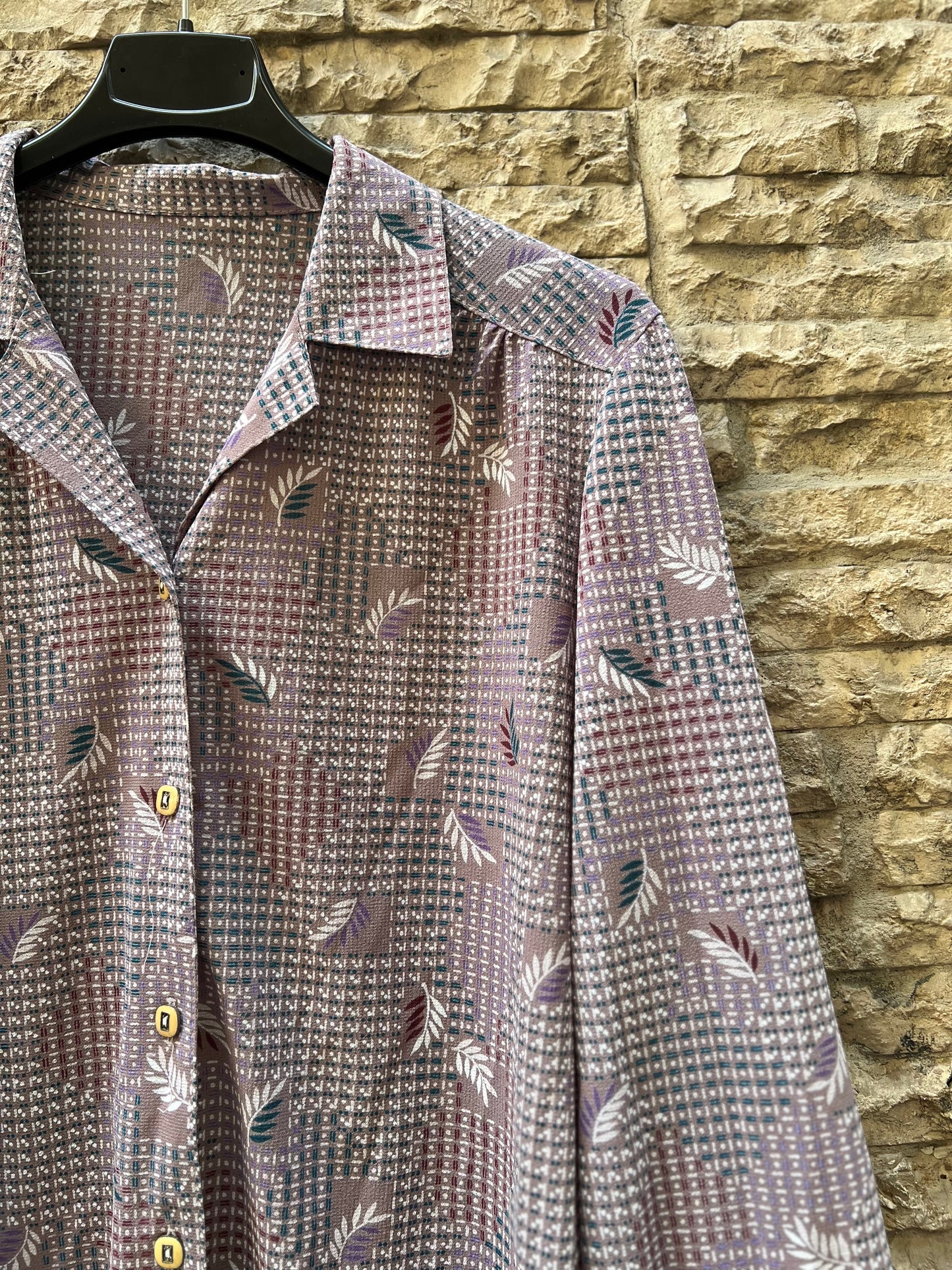 OTRAS. Blusa morada vintage T.u(m)