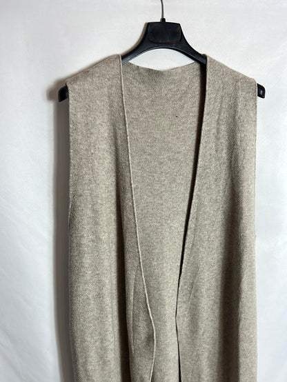 OTHERS. Beige midi knit vest. TM