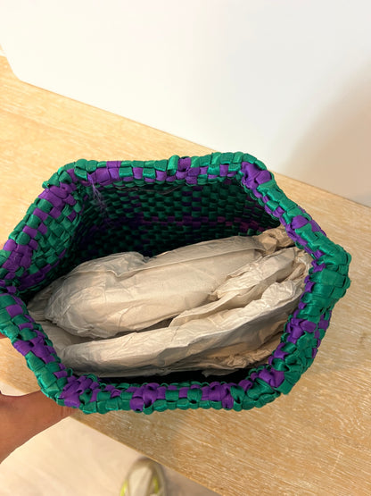 ZARA. Bolso de mano trenzado bicolor