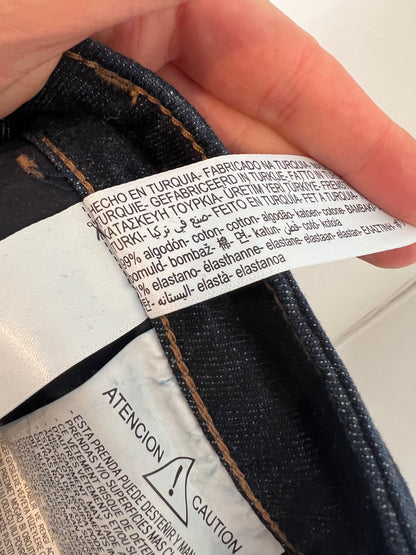 MASSIMO DUTTI. Denim recto azul oscuro. T 36