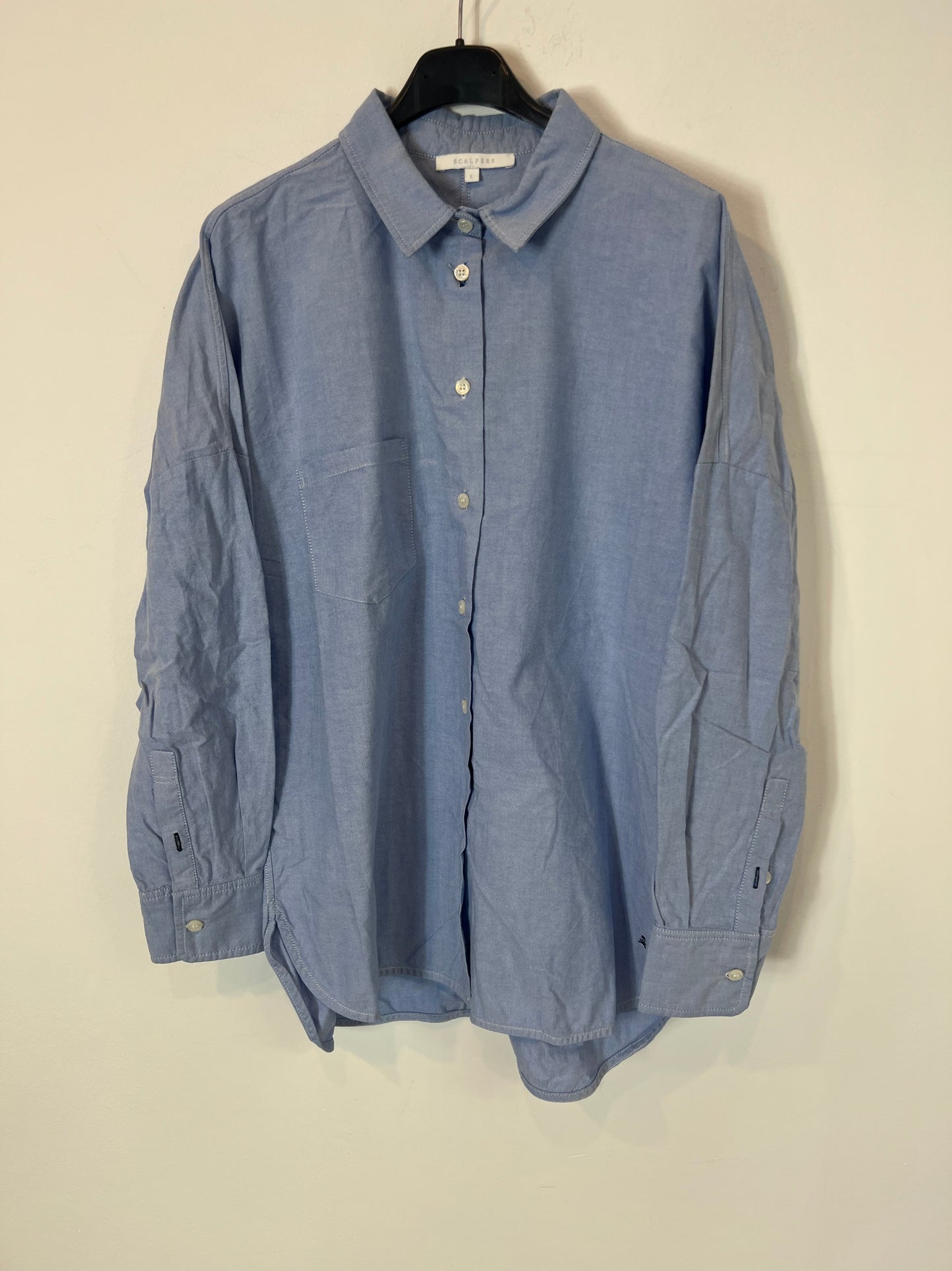 SCALPERS. Camisa Oxford azul . T L
