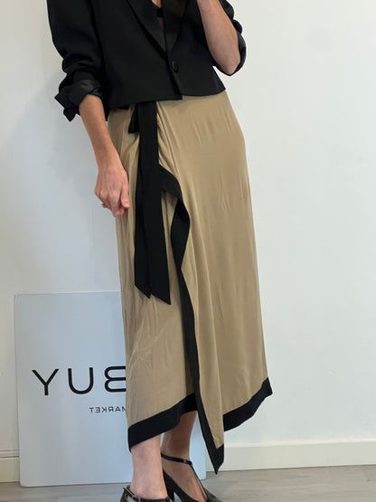 MASSIMO DUTTI. Falda midi fluida bicolor