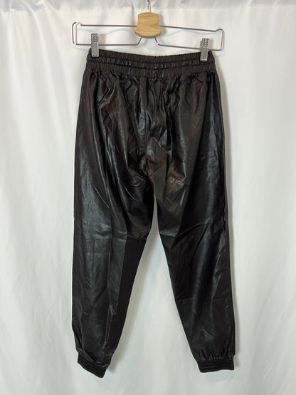 ZARA. Brown faux leather trousers S.xs