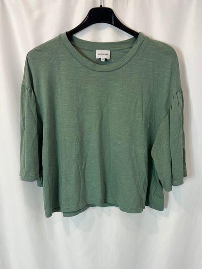 BIMBA Y LOLA. Green T-shirt with sleeve detail. TM