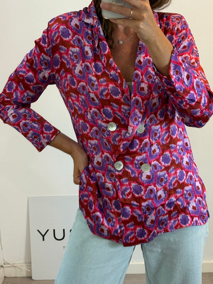 PESTANA. Chaqueta fluida estampada botones nácar. T M