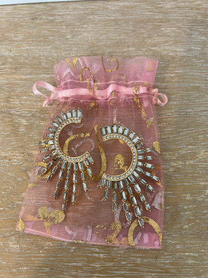 OTRAS. Pendientes pedrería media luna