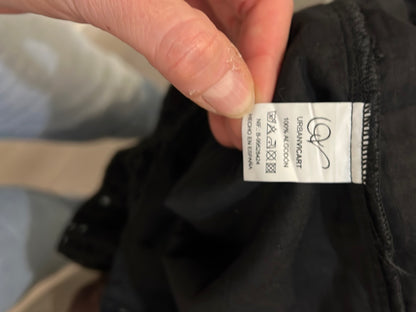 URBANVICART. Die-cut black jumpsuit TM