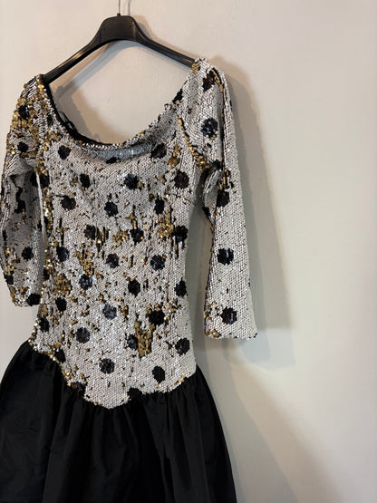 AMEÉ. Sleeveless fringed sweater S.(s)