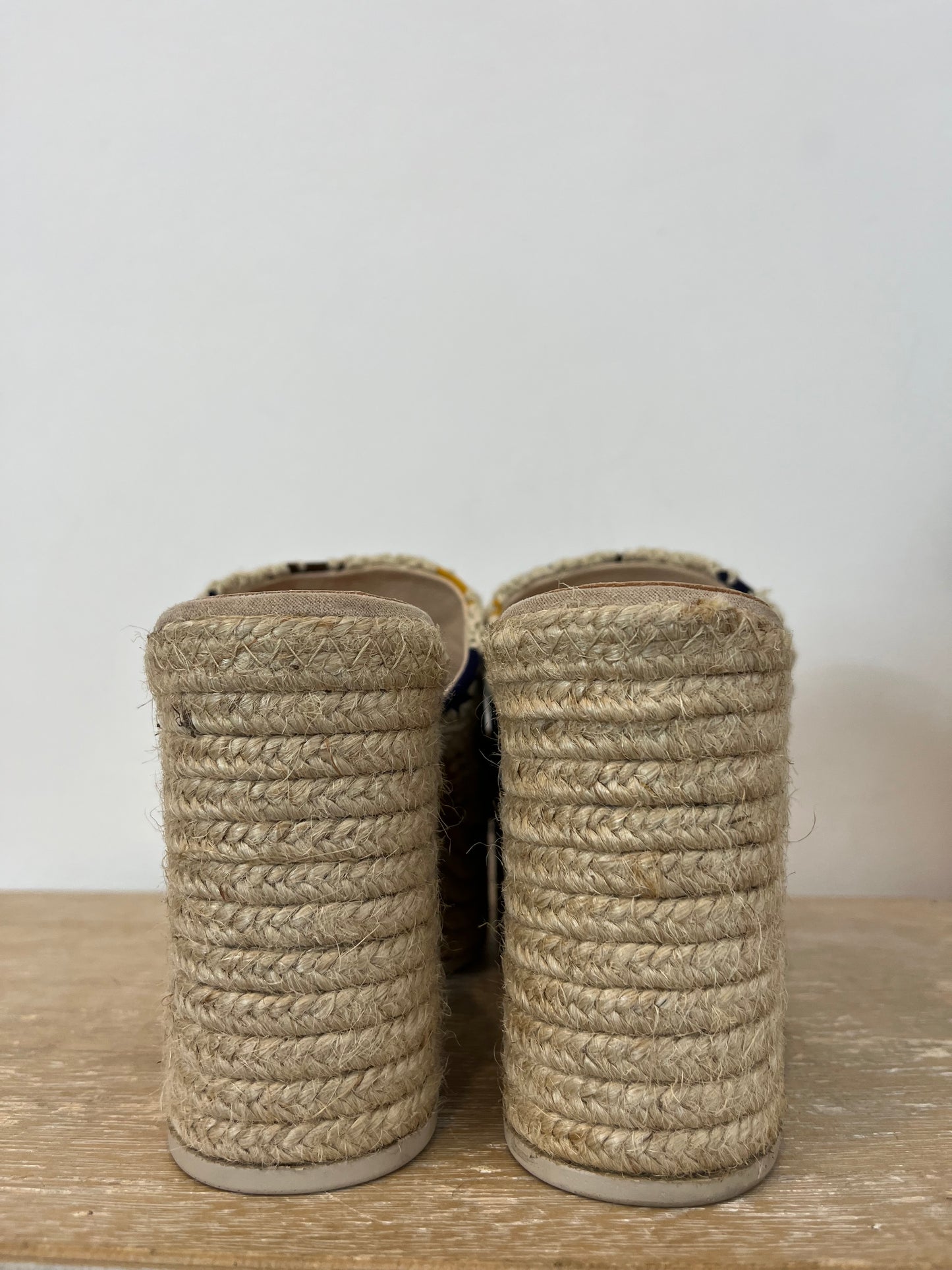 GAIMO. Sandalias esparto croché T.40