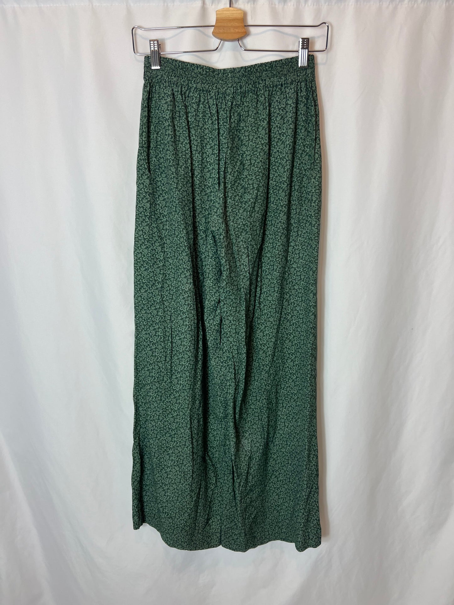 MI&amp;CO BARCELONA. Flowy green printed trousers. TS