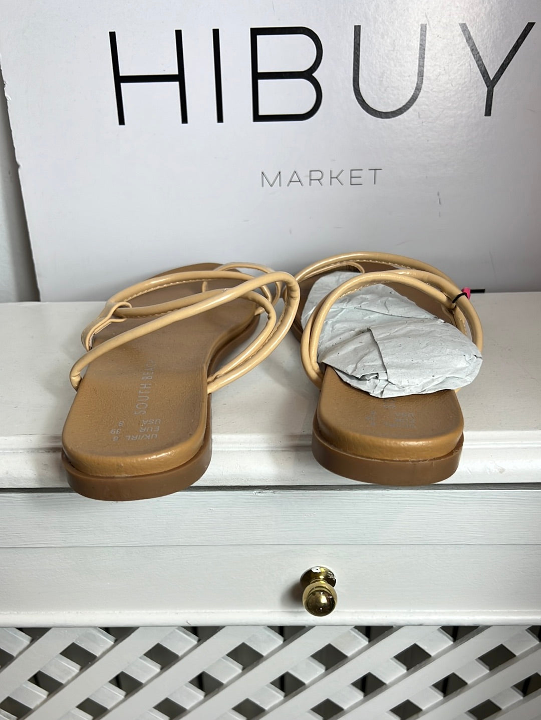 SOUTH BEACH. Sandalia beige T.39