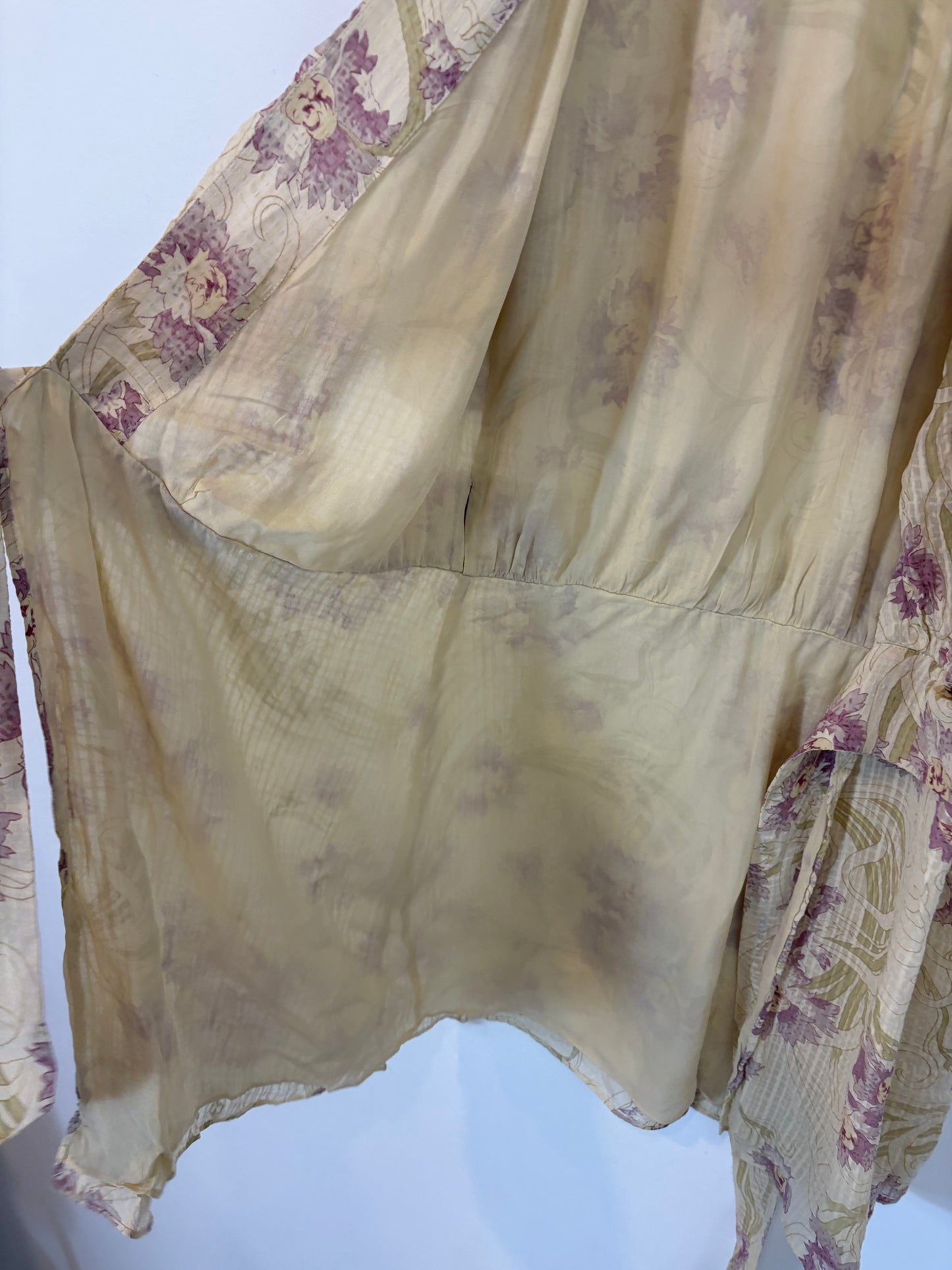 VANESSA BRUNO. Vestido corto cruzado seda. T 34