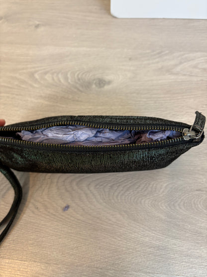 VILA. Glossy textured handbag