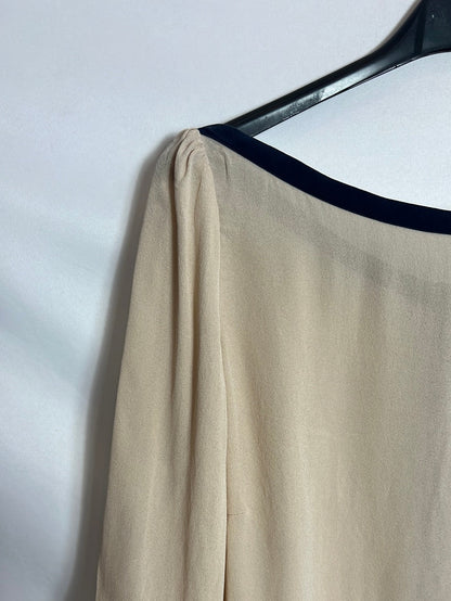 MASSIMO DUTTI. Blusa seda beige semitransparente . T 42