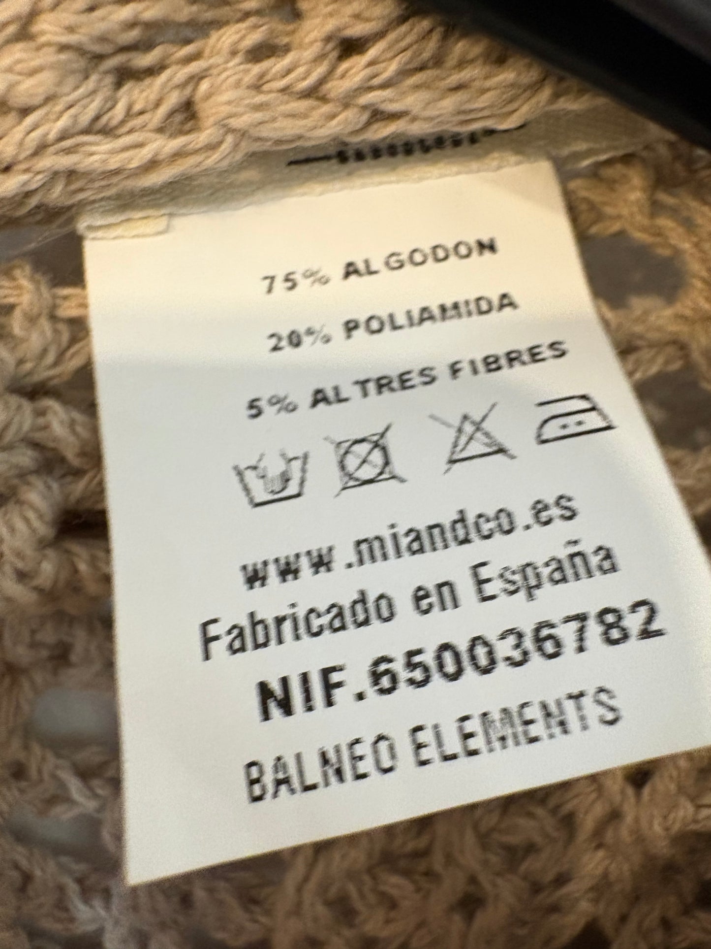 MI & CO. Chal algodón color arena