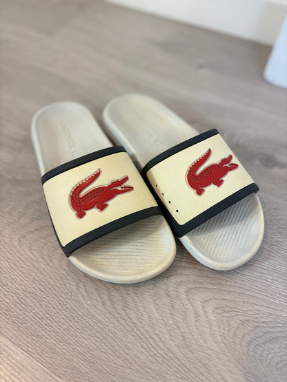 LACOSTE . Chanclas logo. T 38