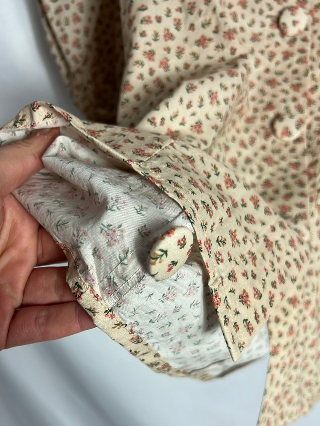 ANDION. Blusa flores manga abullonada. T S