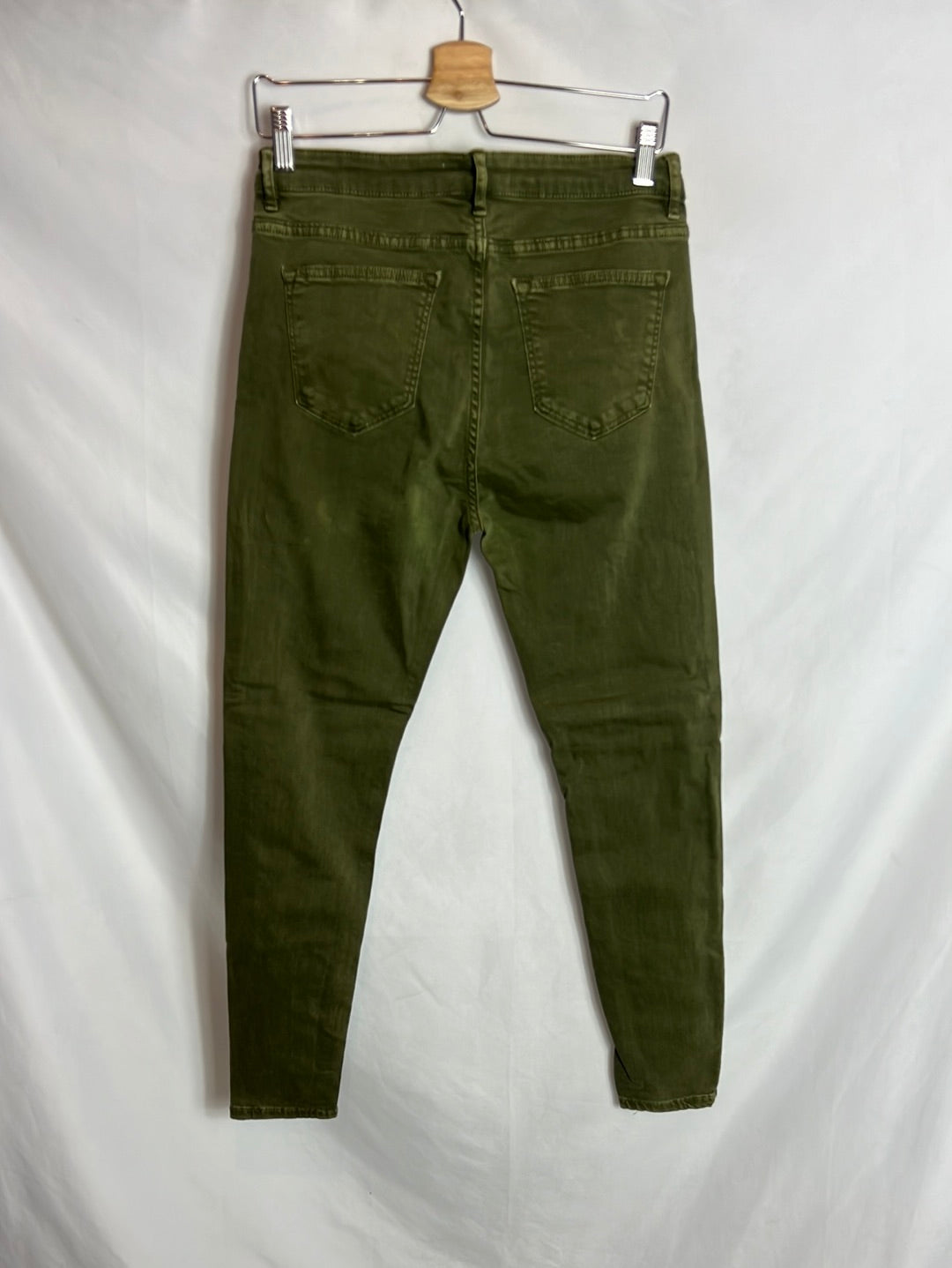 ZARA. Green stretch skinny denim. Size 42