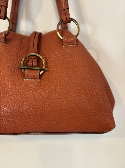 CAROLINA HERRERA. Bolso de hombro piel asa multiple