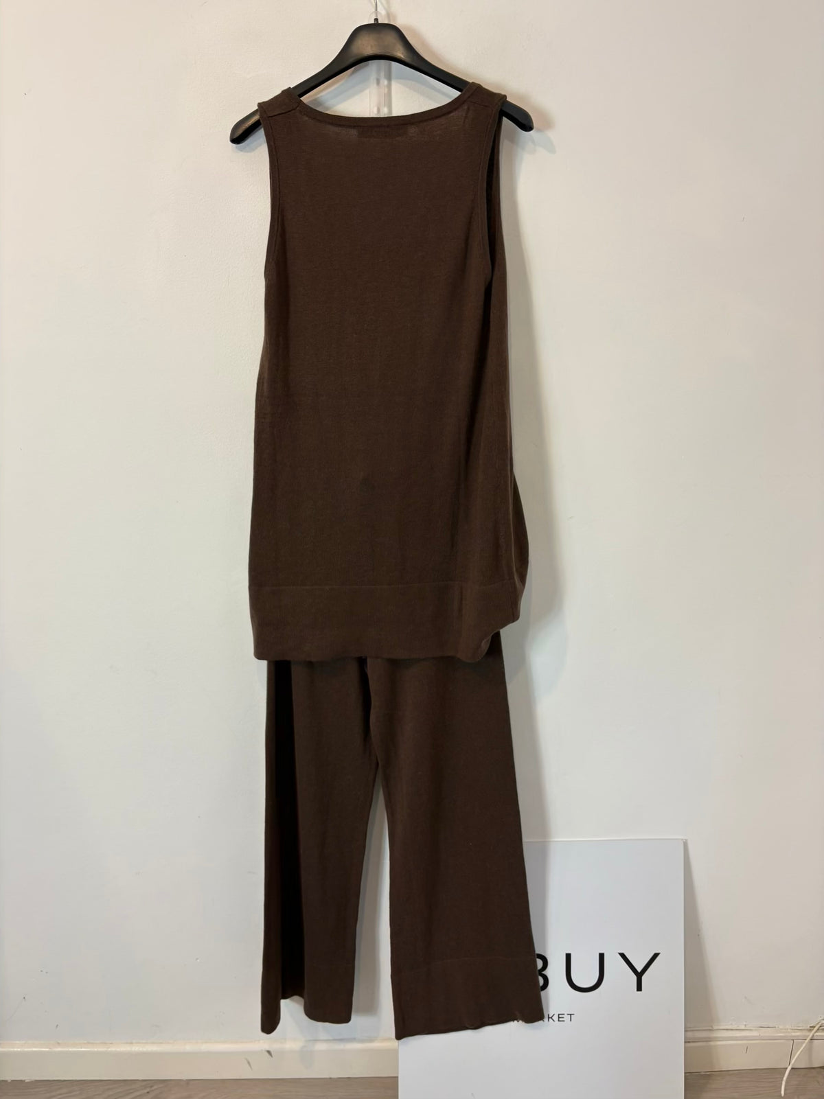 ZARA. conjunto punto marrón