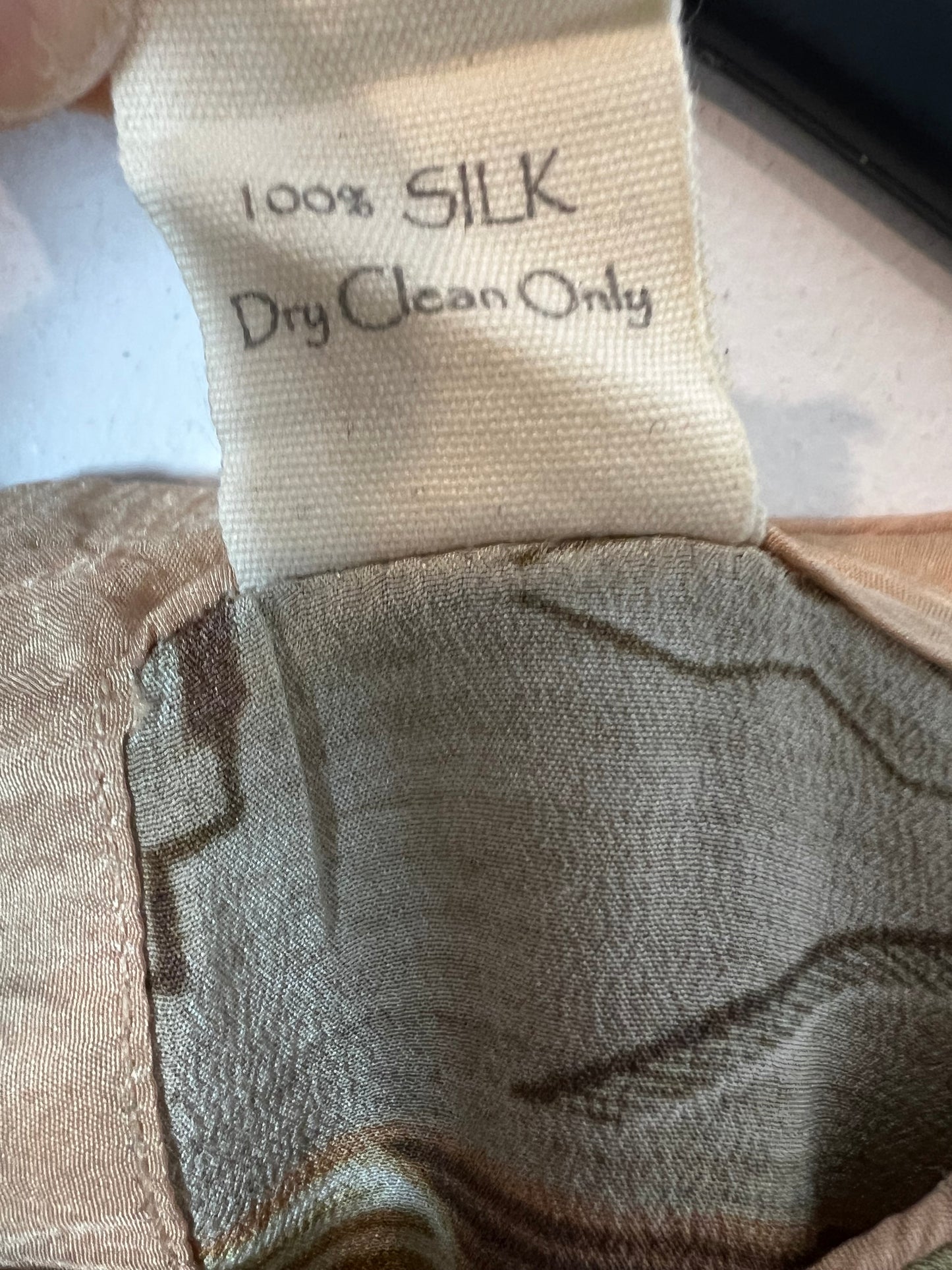 THE WHITE RAVEN. Blusa seda estampada. T S