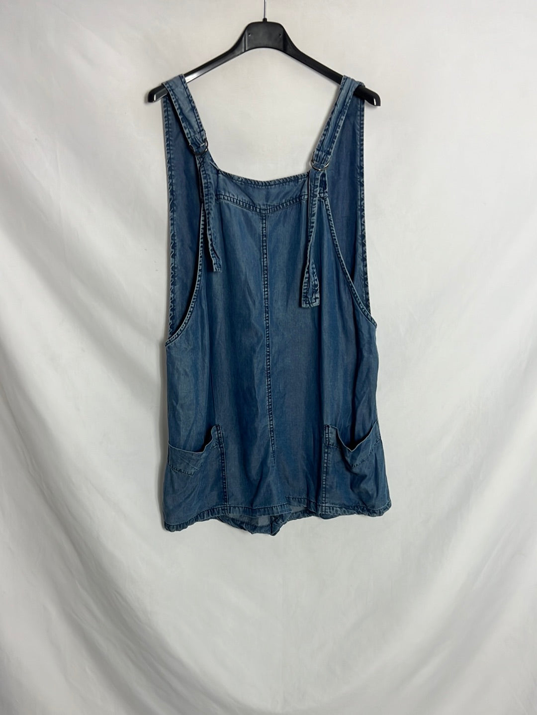 MANGO. Mono corto vaquero fluido. T M