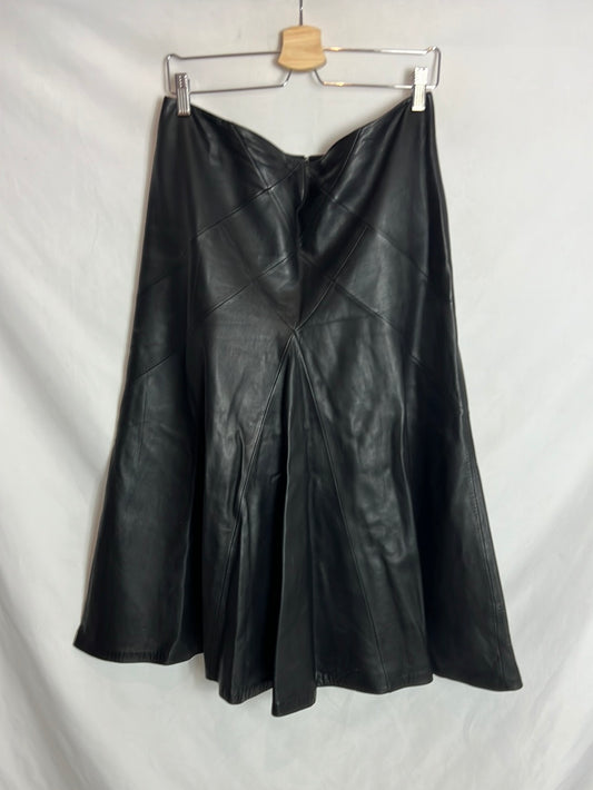 NICOLEFARHI. Stitched leather midi skirt. Size 42