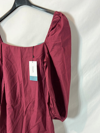 LEFTIES. Textured maroon dress. Size XS