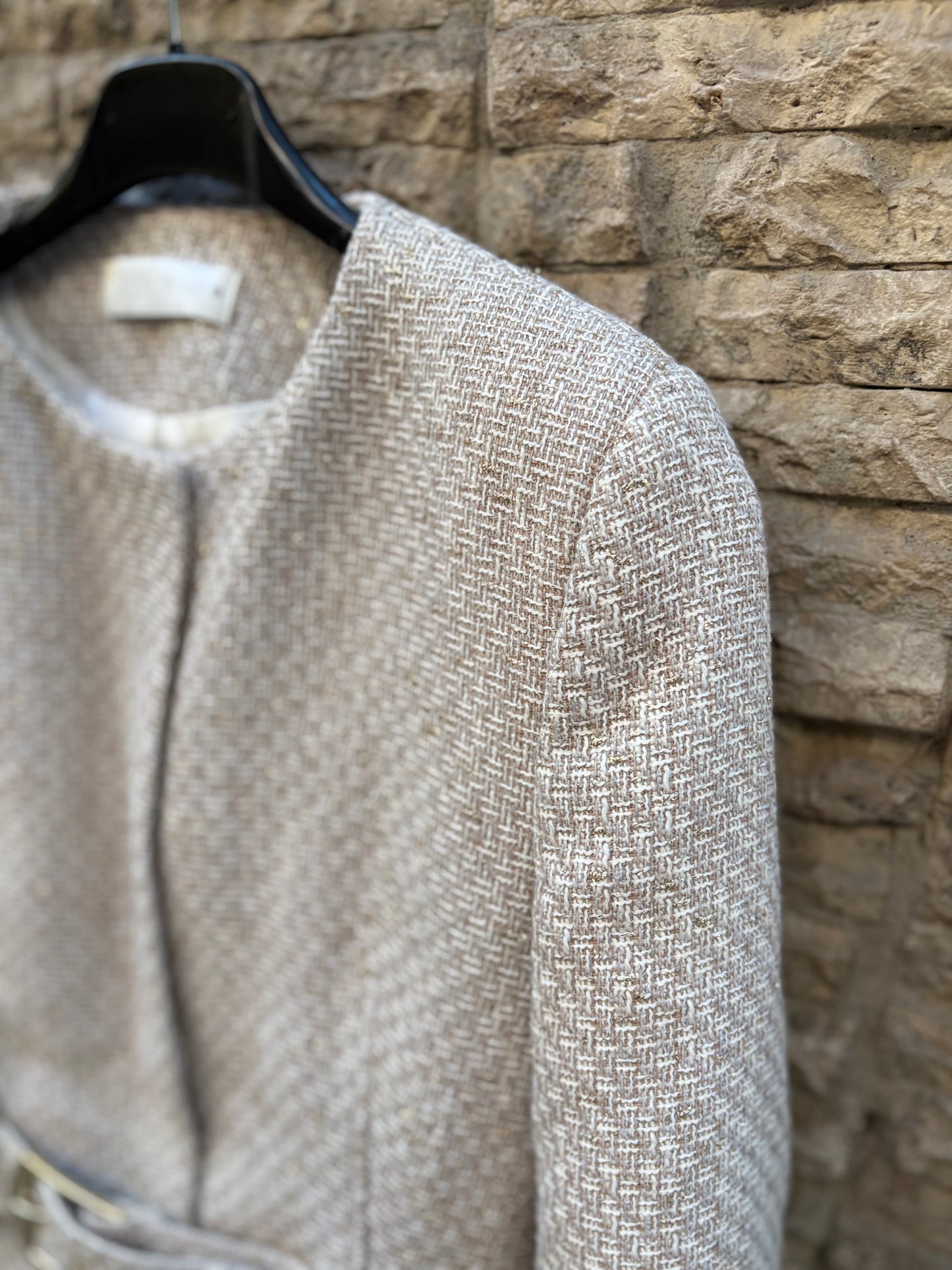 ZARA. Blazer tweed hilos dorados XS