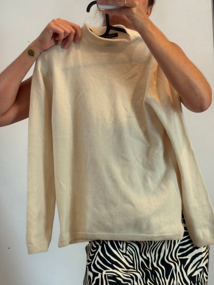 ZARA. Black stretch knit top. TL