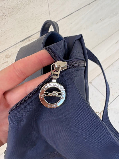 LONGCHAMP. Mochila Le Pliage en azul marino