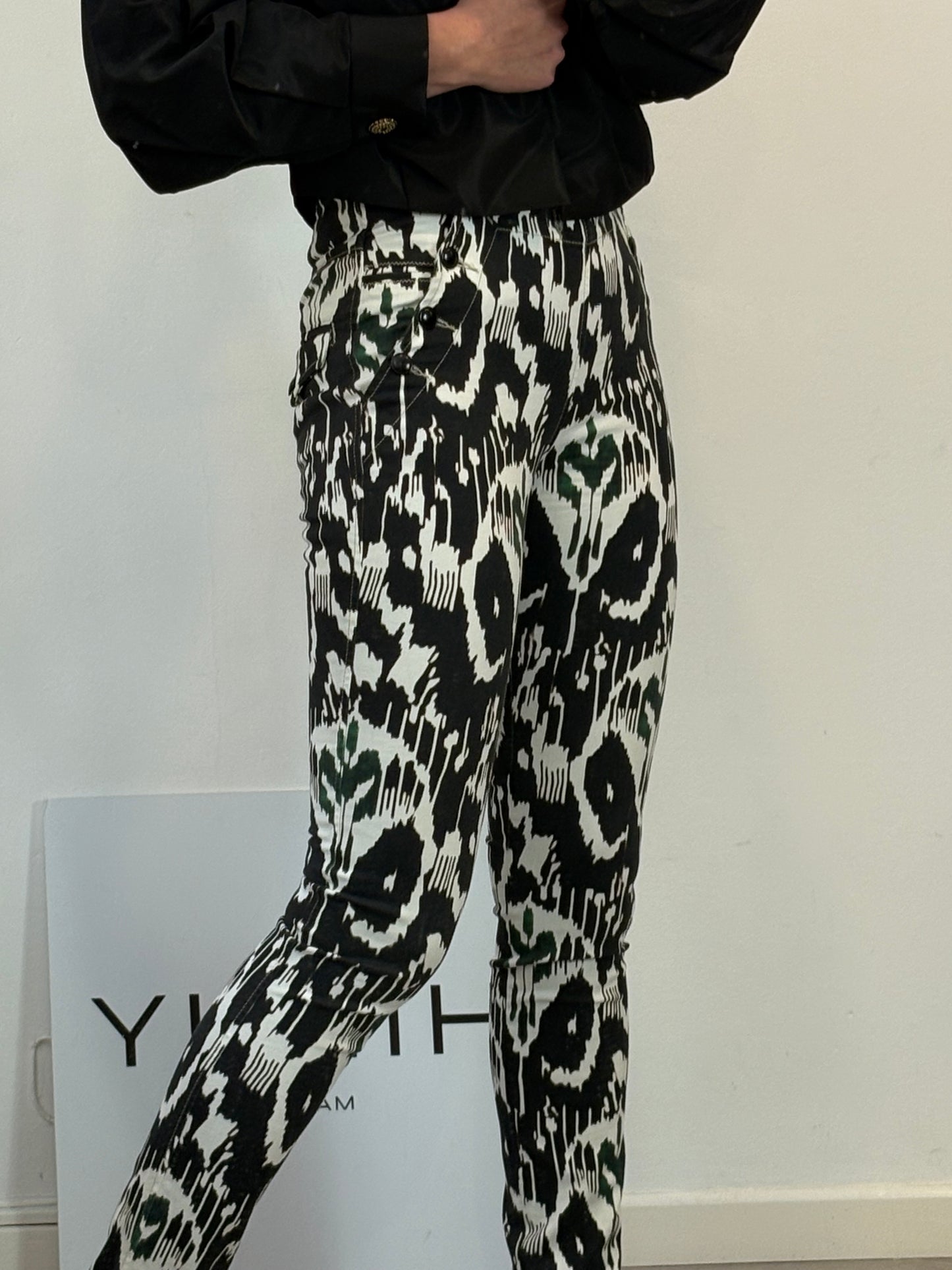 ISABEL MARANT. Denim estampado cintura alta