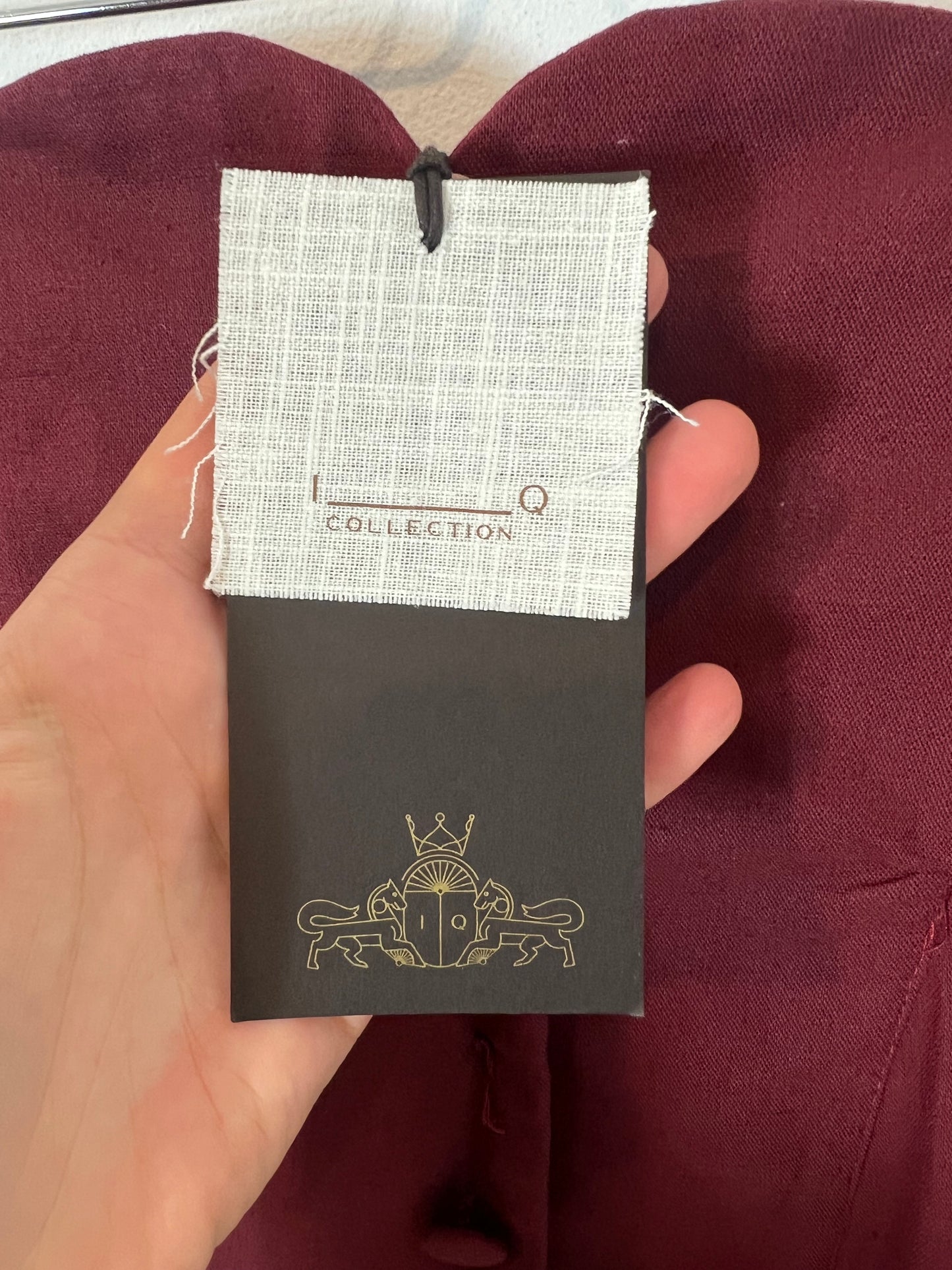 IQ.  COLLECTION. Falda larga burdeos. T M (tara)