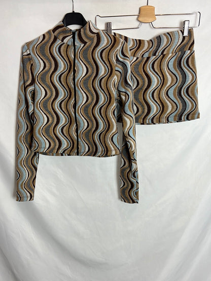 ZARA. Total look top y falda estampado retro. T XS/S