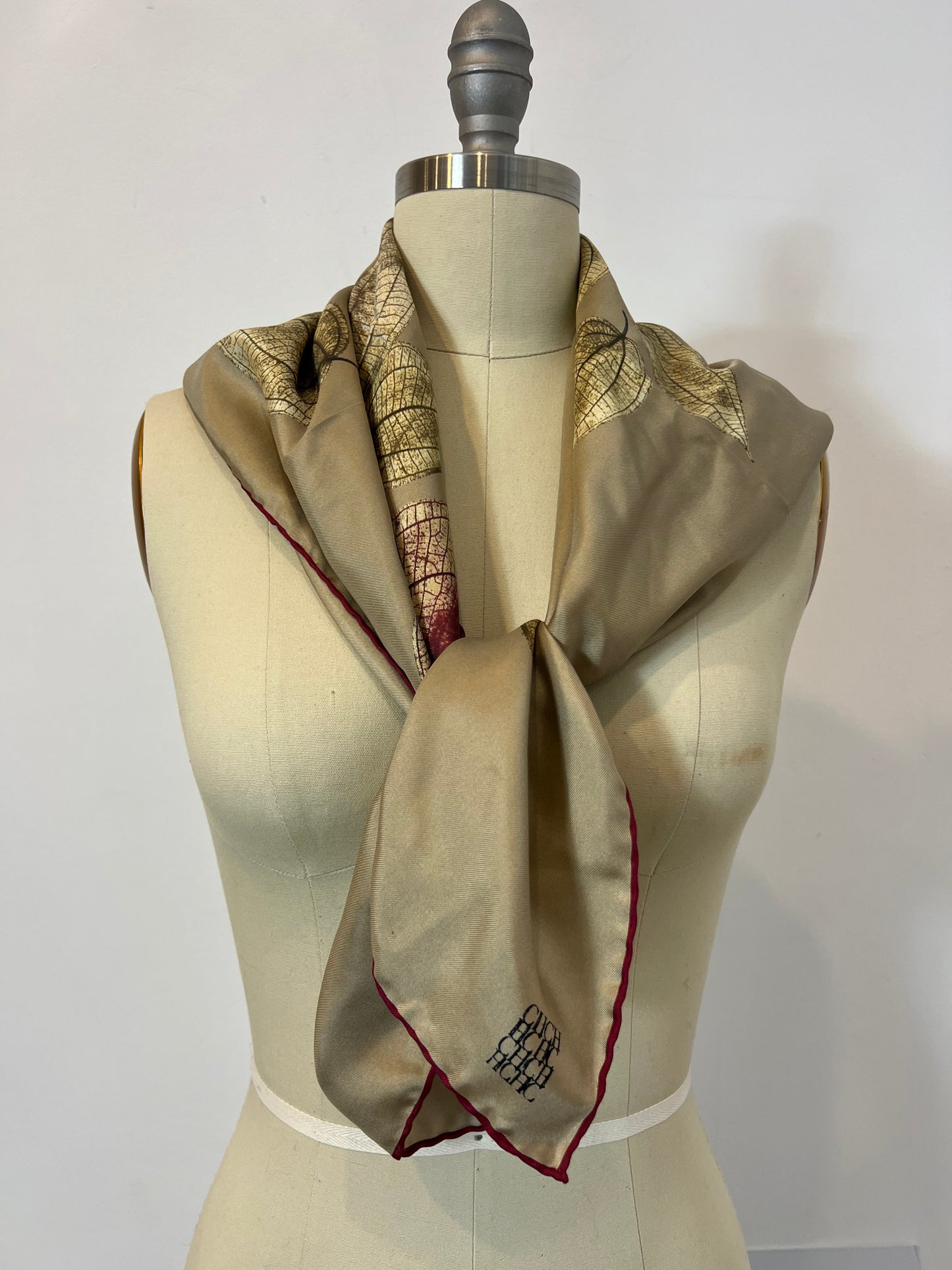 CAROLINA HERRERA. Silk leaf scarf