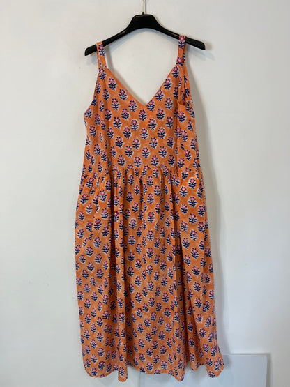 DOS. Vestido naranja estampado Tu(M)