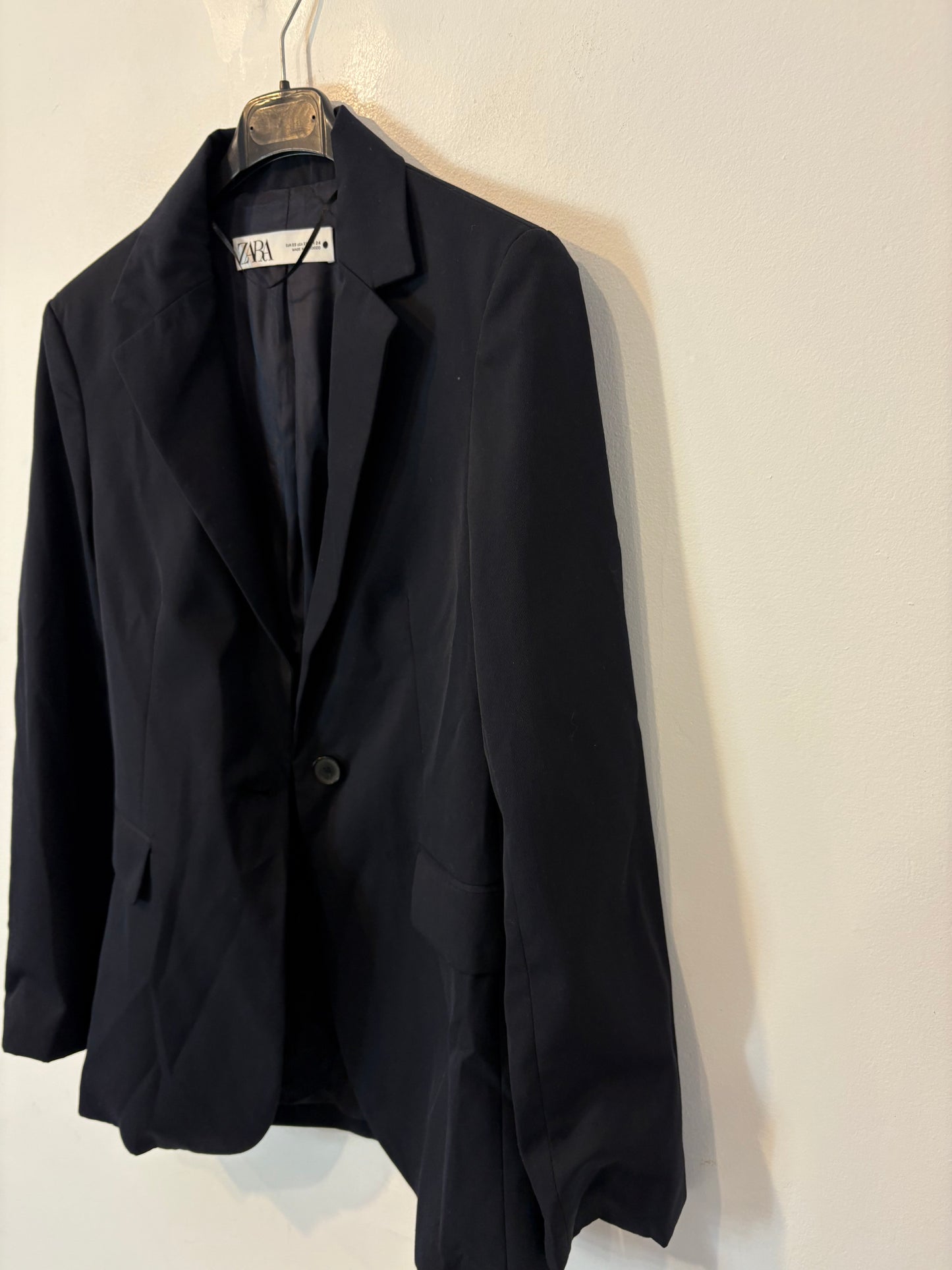 ZARA. Americana azul marino