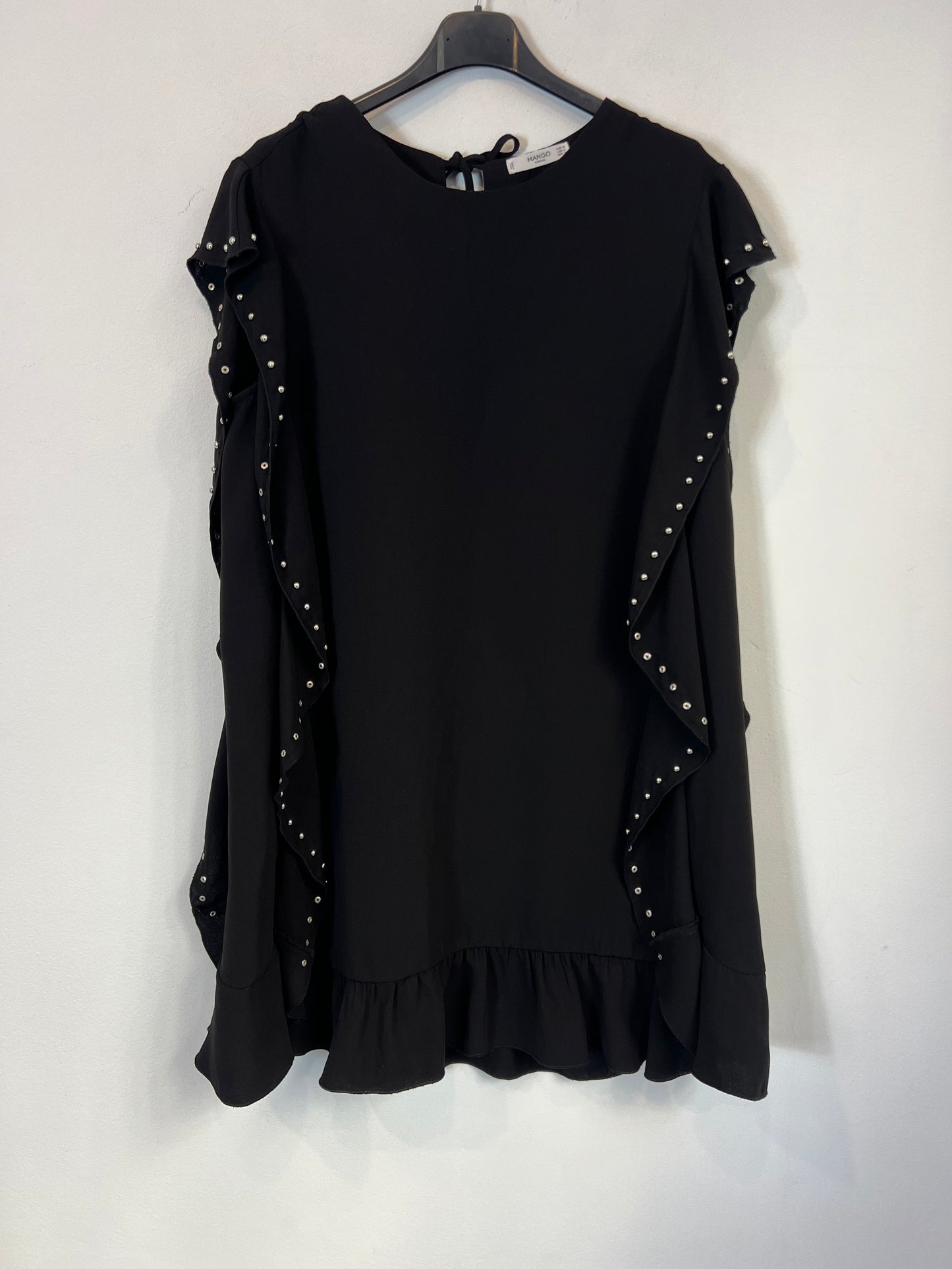 MANGO. Vestido croto volante tachuelas. T M